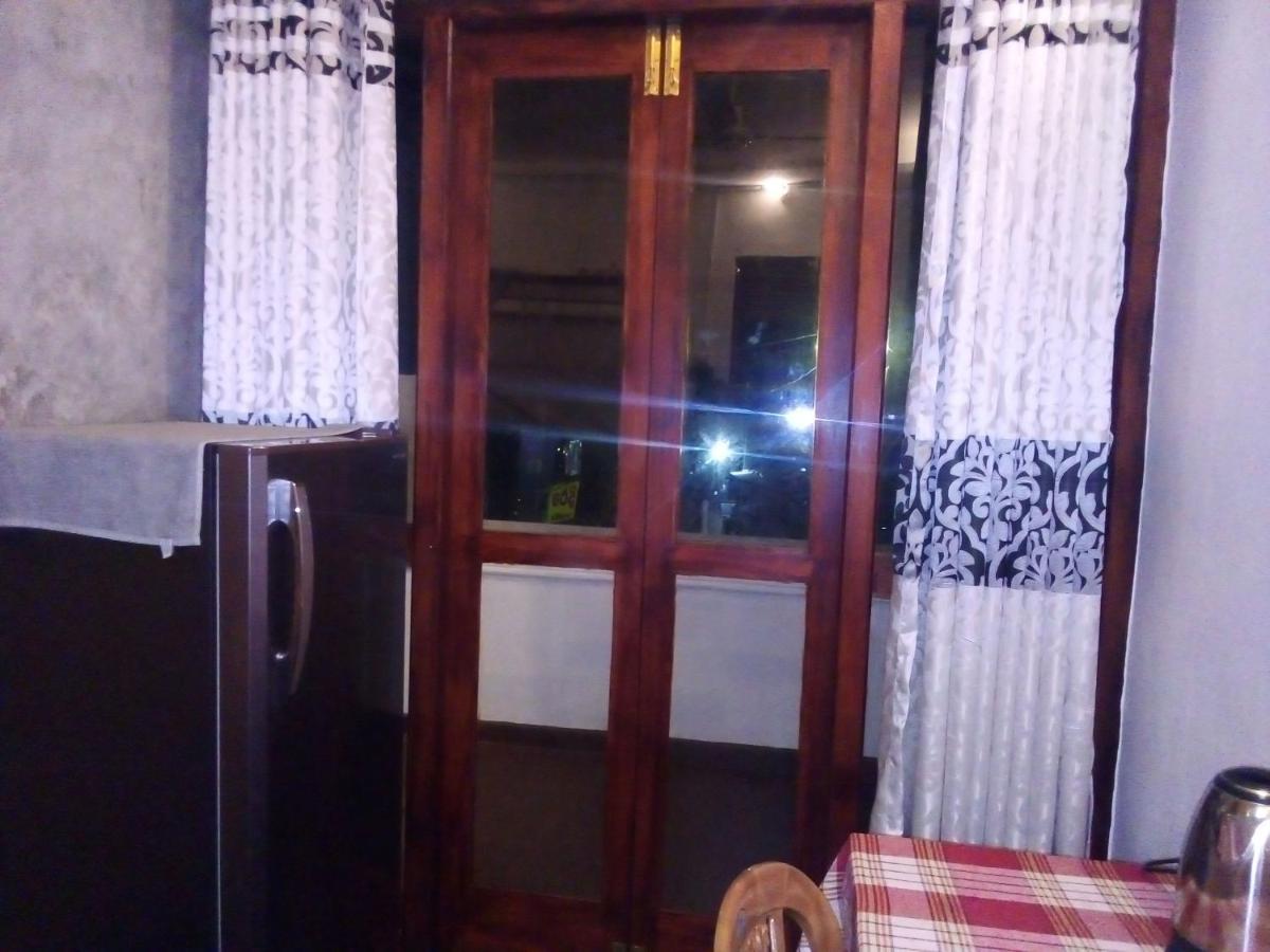 Villa Maleena ฮิกคาดูวา ภายนอก รูปภาพ