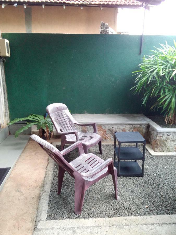 Villa Maleena ฮิกคาดูวา ภายนอก รูปภาพ